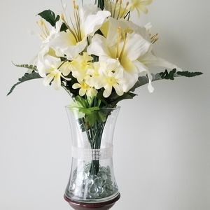 Lilly Bouquet